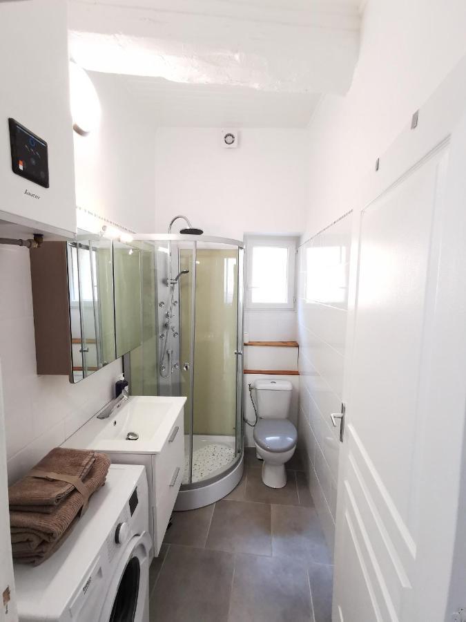 Le Saint Val, Appartement 3 Pieces Clim Poussan ภายนอก รูปภาพ